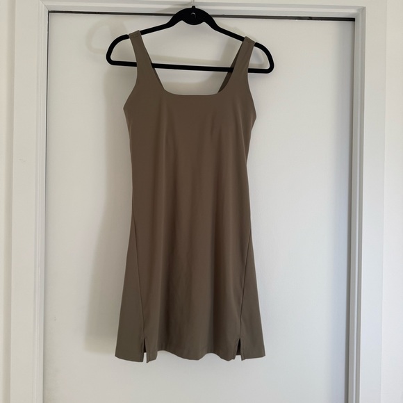 Old Navy Active Powersoft Army Green Athletic Dress Small Tennis Pickleball - Picture 3 of 10